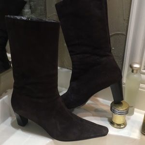 Italian made chocolate brown suede boots 9.5 N